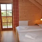 Almrausch-feriendorf Koralpe בית נופש *