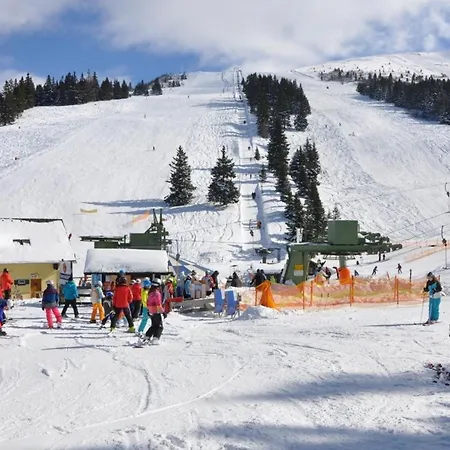 Almrausch-feriendorf Koralpe * Elsenbrunn