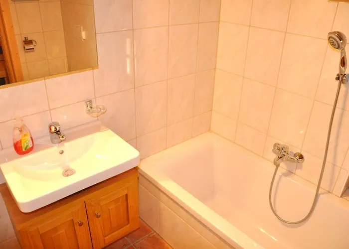 Almrausch-feriendorf Koralpe * Elsenbrunn